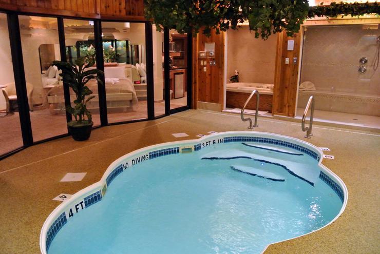 Sybaris Pool Suites - Indianapolis Ruang foto